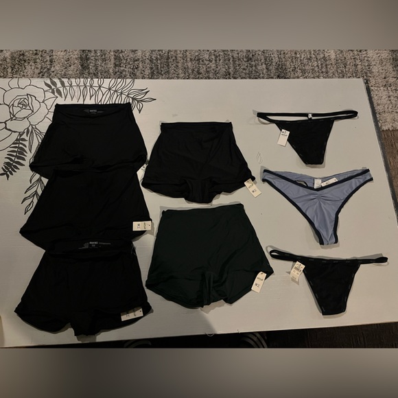 Aerie Panty Bundle - Picture 2 of 8